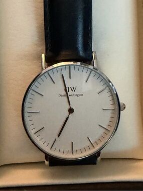 Daniel Wellington Black Leather Strap Watch with White Dial